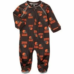 Outerstuff Infant Brown Cleveland Browns Piped Raglan Full-Zip Sleeper